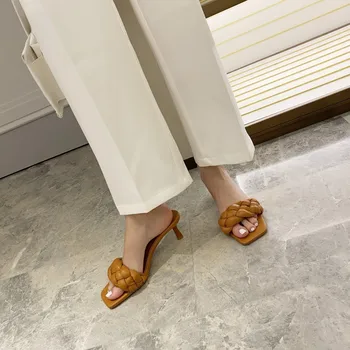 2020. gada Vasaras Jauna Dizaina Aust Sieviešu kurpes ar Kvadrātveida Purngalu Augstas Kvalitātes Ādas Gladiatoru Sandales Dāmas Āra Kleita Slaidi