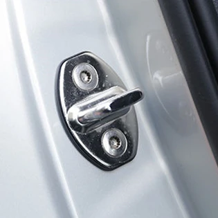 Durvju slēdzenes Apdare Aizsardzības Vāka emblēma gadījumā par Audi A4 B6, B8 B7 A6 C5 C6 Q2 A3 A5 Q3 Q5 Q7 Q8 A7 piederumi Car Styling