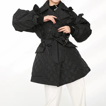 [EAM] Black Ruffles Pārsējs Kokvilnas-polsterēts Mētelis ar garām Piedurknēm Loose Fit Sieviešu Parkas Modes Jūra Jauna Rudens Ziemas 2021 1DD216101