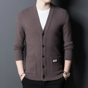 Ir 2021. Augstas Kvalitātes Korejiešu Jaunā Zīmola Modes Adīt Vīriešu Džemperis Ziemas Jaka Gadījuma Vilnas Autum Mēteļi Jaka, Vīriešu Apģērbs