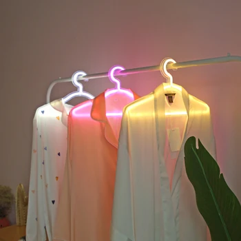 LED Neona Gaismas Drēbju Pakaramais Statīvs Nakts Lampa USB Powered Mājas Guļamistaba Kāzu Apģērbu Veikals Art Sienas Dekori Ziemassvētku Dāvanu