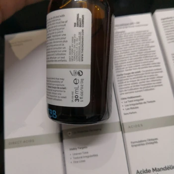Mandelic Acid 10% + HA Parasto 30ml hialuronskābes injekcijas Sejas Ādu Grima Bāzes Primer Pīlinga Poras Būtībā Vieglas Atdzīvoties