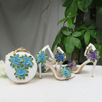 Ziedu kāzu kurpes ar atbilstošas somas, Augsti papēži Atvērtu Purngalu Potītes Siksna Vasaras Sandales, kurpes un soma, noteikt Augstas Kurpes Sieviete