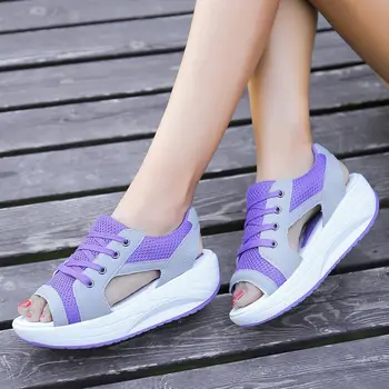 Zivju muti ķīļi ikdienas apavi sieviete sandales ir 2021. modes mežģīnes-up dāmām kurpes elpojošs acs pludmales sandales sieviešu vasaras kurpes
